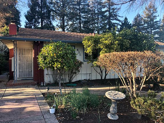 3rd image of 631 Keats Ct #A