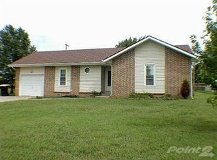 610 Daniel Ln, Willard, MO 65781