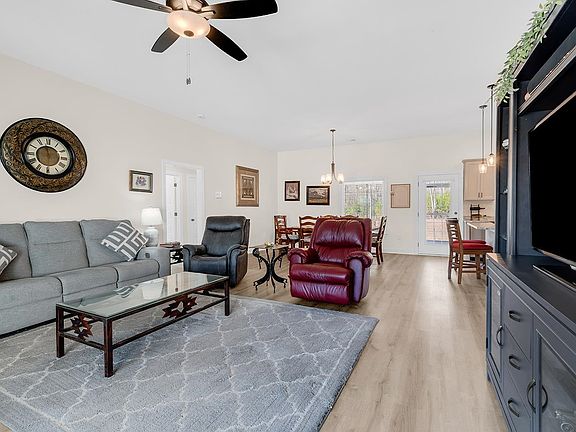 4th image of 514 Cane Branch Rd.