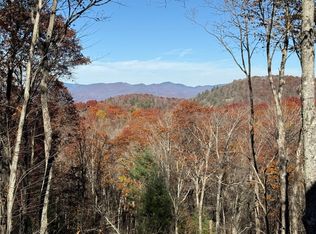 906 New Settlers Way, Glenville, NC 28736