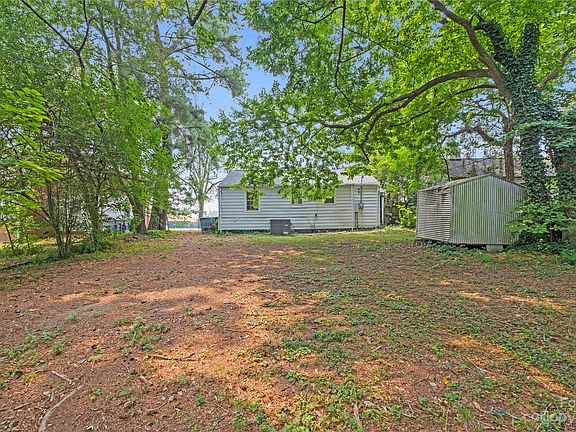 5th image of 2430 & 2438 Arty Ave