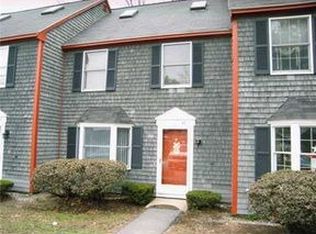 57 Munroe Ln, Topsham, ME 04086