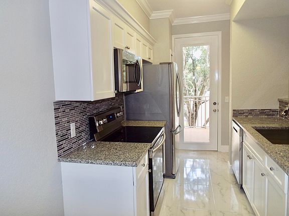 4th image of 11012 Legacy Dr APT 204