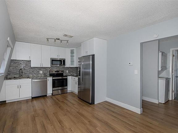 2nd image of 5750 Virginia Ave