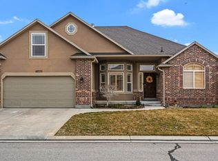 10775 S Sienna Dune Dr, South Jordan, UT 84009