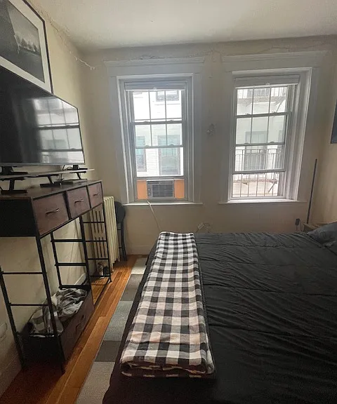 155 Strathmore Rd #3 — Photo 12