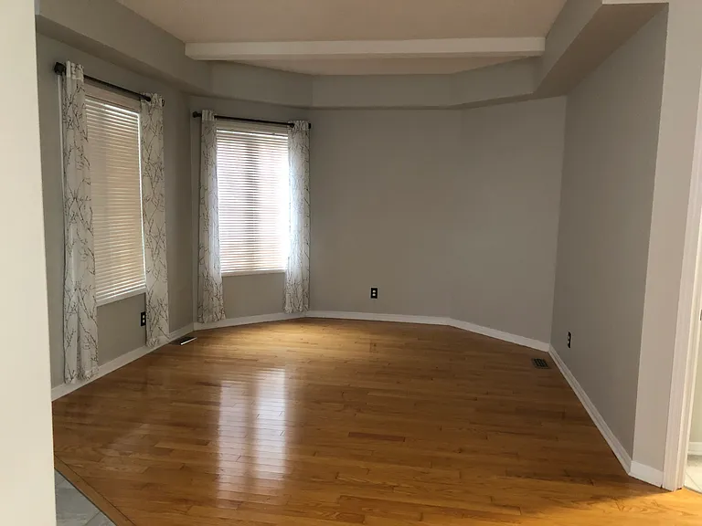 456 Weston Cres #2 — Photo 7