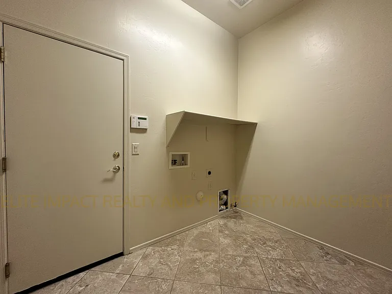 6166 Placita — Photo 31