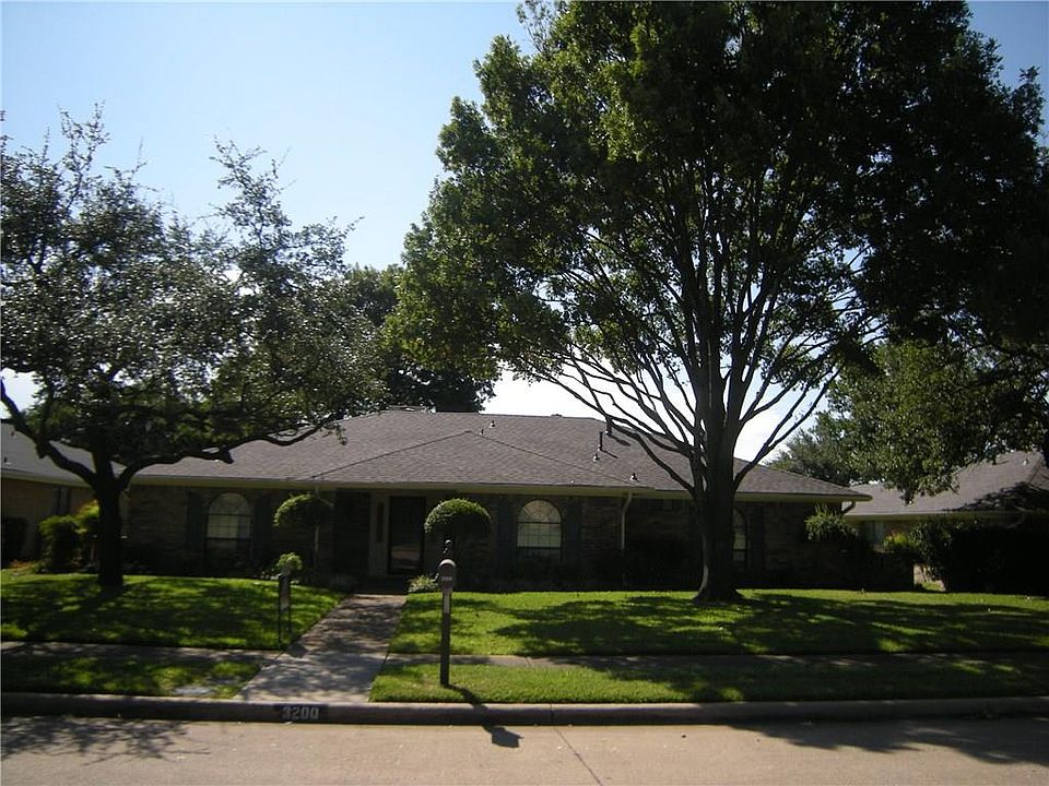 1st image of 3200 Chimneyrock Dr