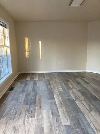 61 Sands Ave #10 — Photo 8