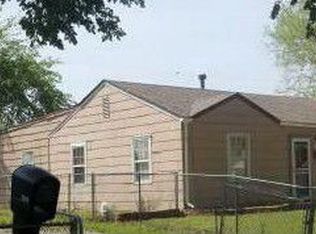 3005 E Locust Dr, Wichita, KS 67216