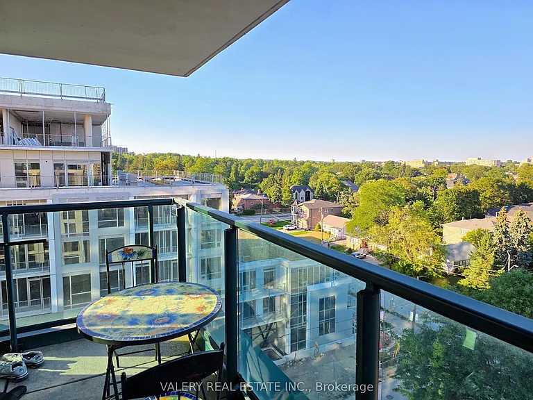 18 Harding Blvd #907 — Photo 3