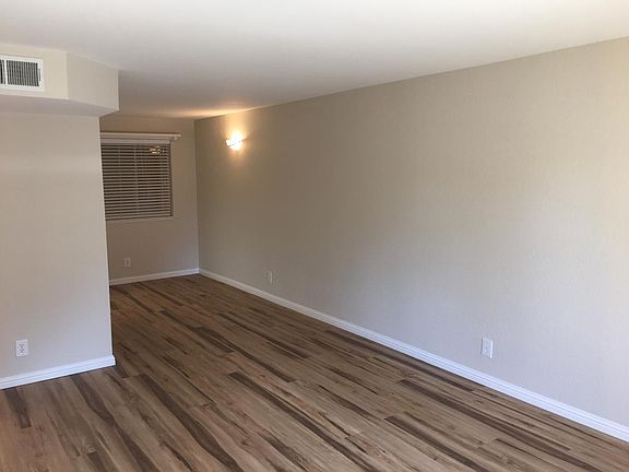4th image of 1830 K St #2