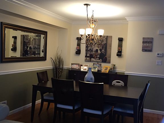 5th image of 98 Crabtree Ave