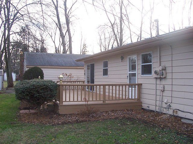 2nd image of 3946 Parker Rd
