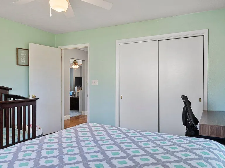 507 E Gibson St — Photo 19