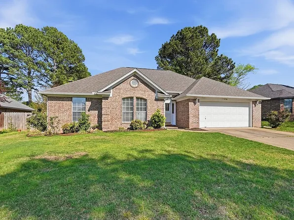 1830 Steeple Ln, Conway, AR 72034