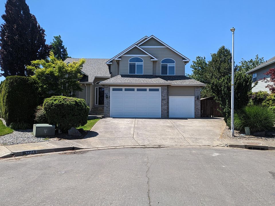 1st image of 3507 NW 112th Cir