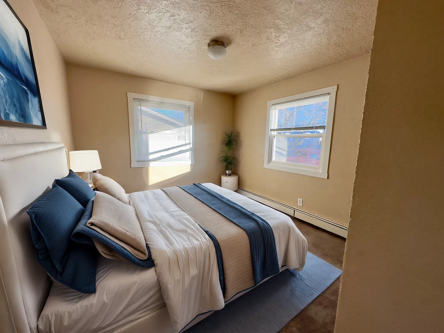 Blaine Avenue Apartments — Photo 2