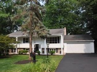 1859 Radnor Rd, York, PA 17402