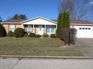 2861 Hillside Dr, Bedford, IN 47421