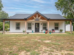 201 N Church Ave, Ethridge, TN 38456