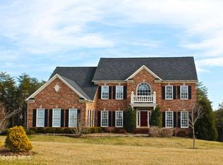 27464 Paddock Trail Pl, Chantilly, VA 20152