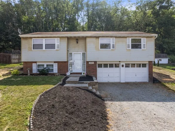 1841 Wallace Rd, South Park, PA 15129