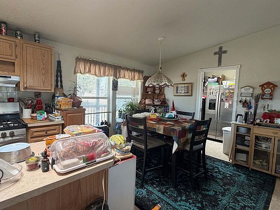 5th image of 46 Horseshoe Cir