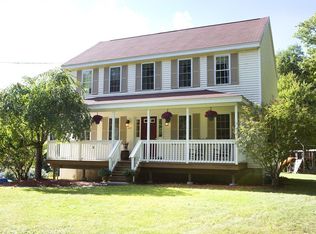 122 Saunders St, Gardner, MA 01440