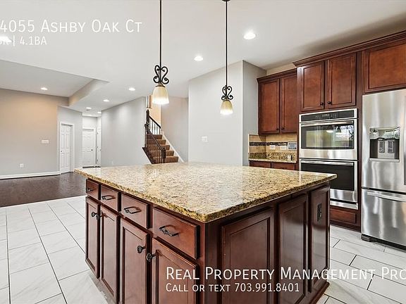 5th image of 24055 Ashby Oak Ct