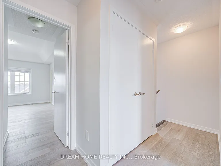 7 Heswall Ln — Photo 27