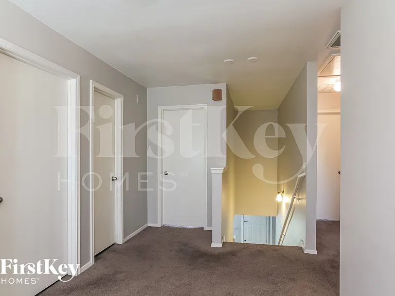 3122 Becker Glen St — Photo 8