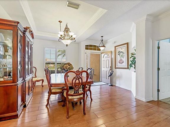 4th image of 1932 Coconut Palm Cir