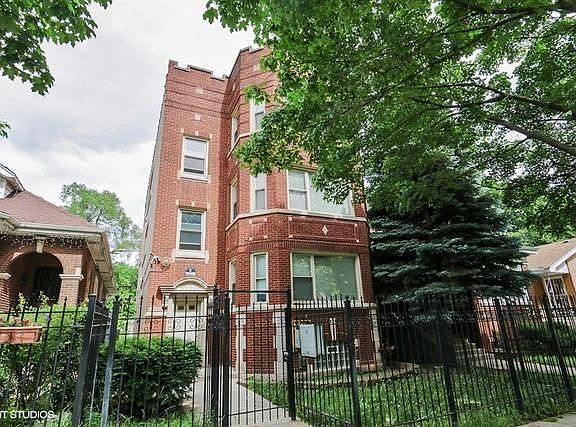 3rd image of 7751 S Hermitage Ave #3