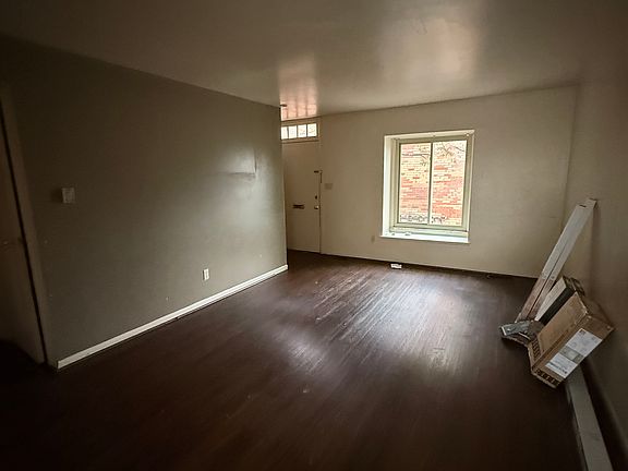 2nd image of 4813 Moreland Dr W