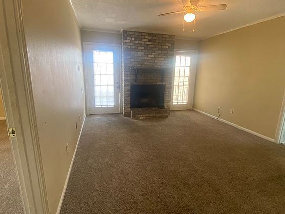 3rd image of 1513 Dehart Dr #B