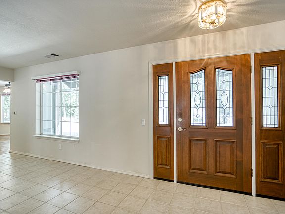 5th image of 31385 Woodridge Dr