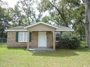 907 Taylor Rd, Dothan, AL 36301