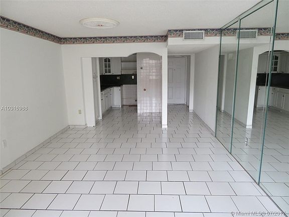 3rd image of 10090 NW 80th Ct APT 1306