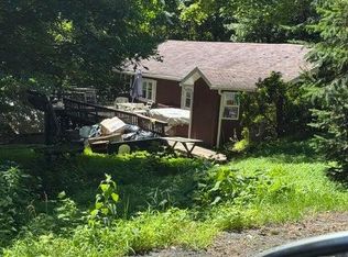 122 Hemlock Trl, Scotrun, PA 18355
