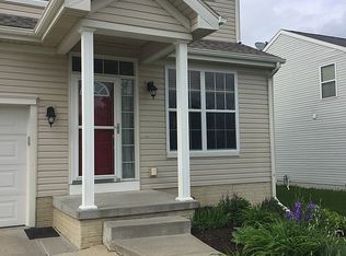 814 Summit Ridge Dr, Papillion, NE 68046