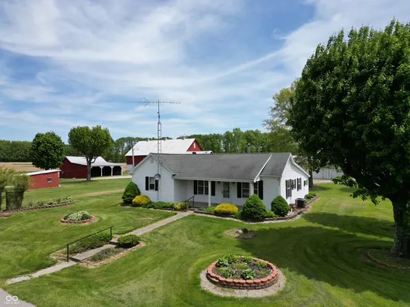 3718 N County Road 800 W, Holton, IN 47023