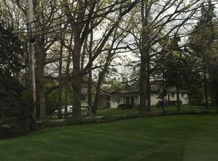 28 Oak Knoll Dr, Pittsburgh, PA 15238