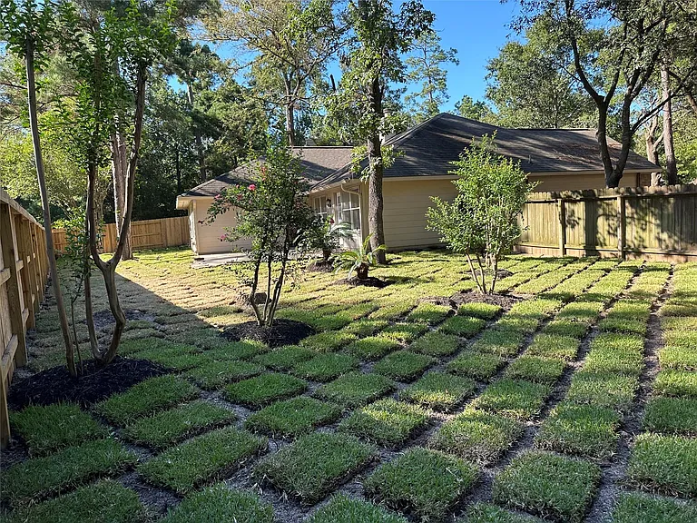 10 S Willow Point Cir — Photo 24