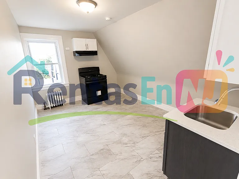 413 Summer Ave #3A — Photo 5