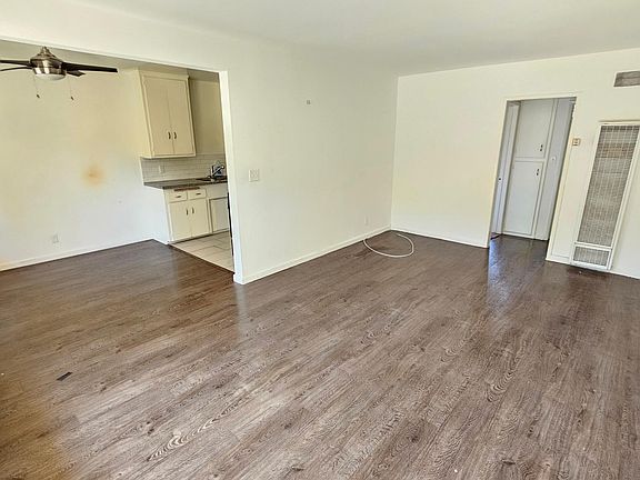4th image of 915 Edgewood St #2