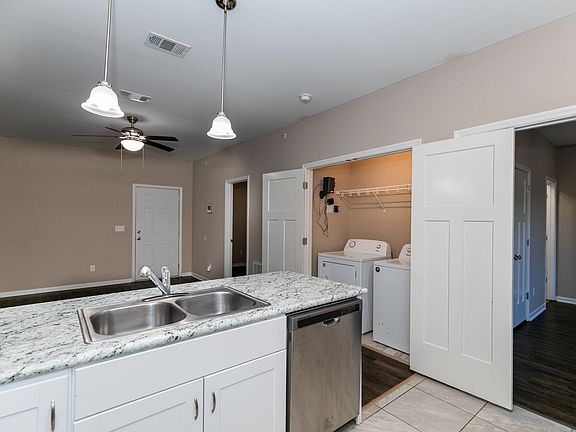 5th image of 4130 Barrington Dr #4084A