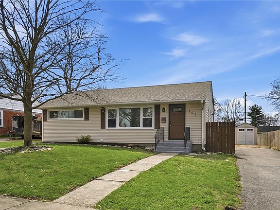 4th image of 701 Southline Dr