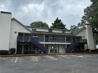 1001 Park Hill Dr #B7, Gainesville, GA 30501